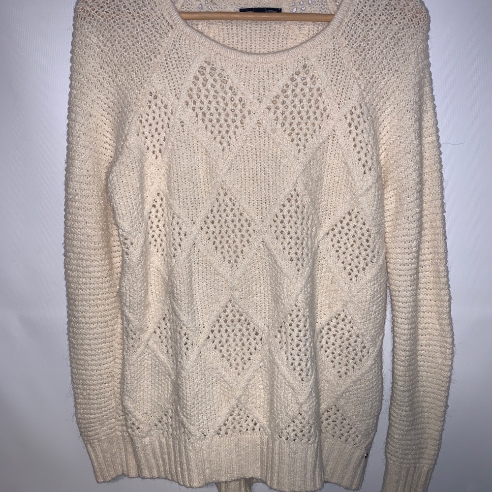 American Eagle M white Sweater